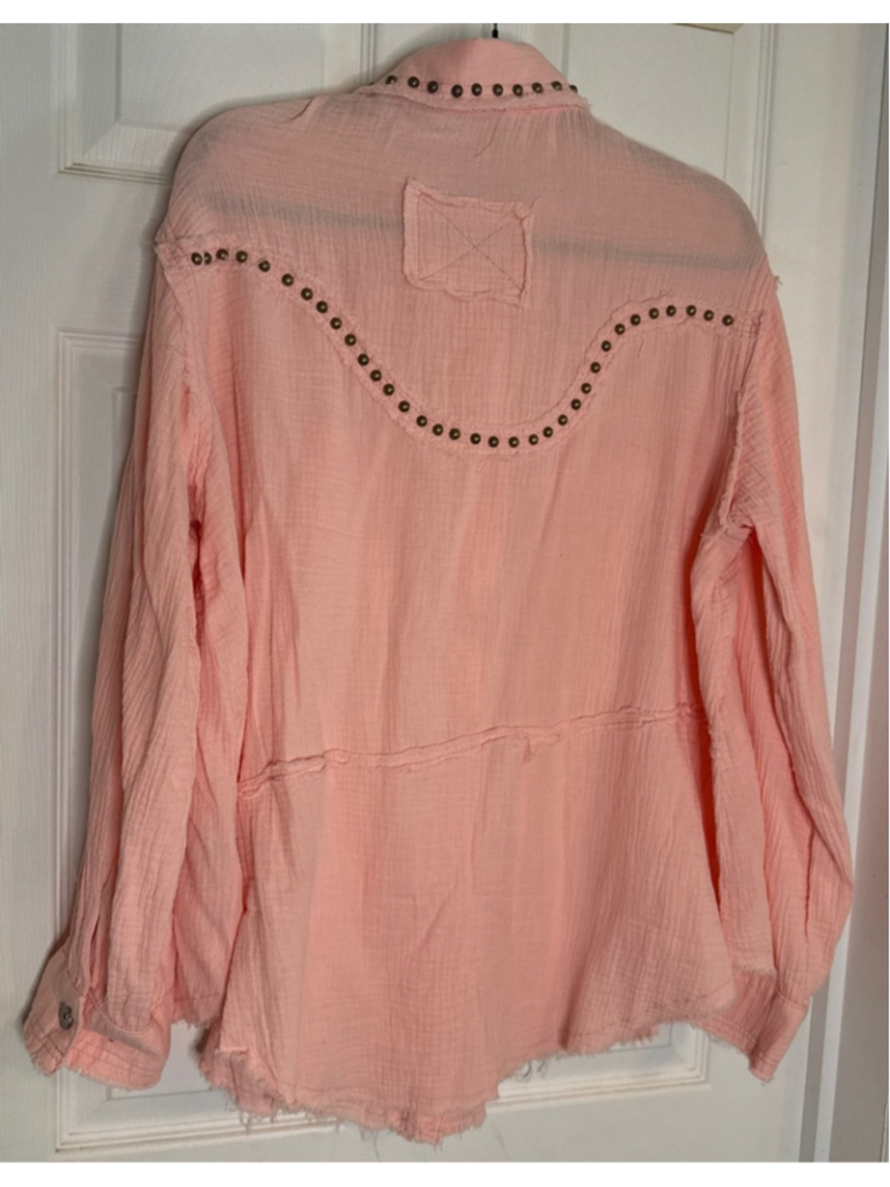 Oversized POL Pink Studded Button Down Shirt S - Picture 3 of 4